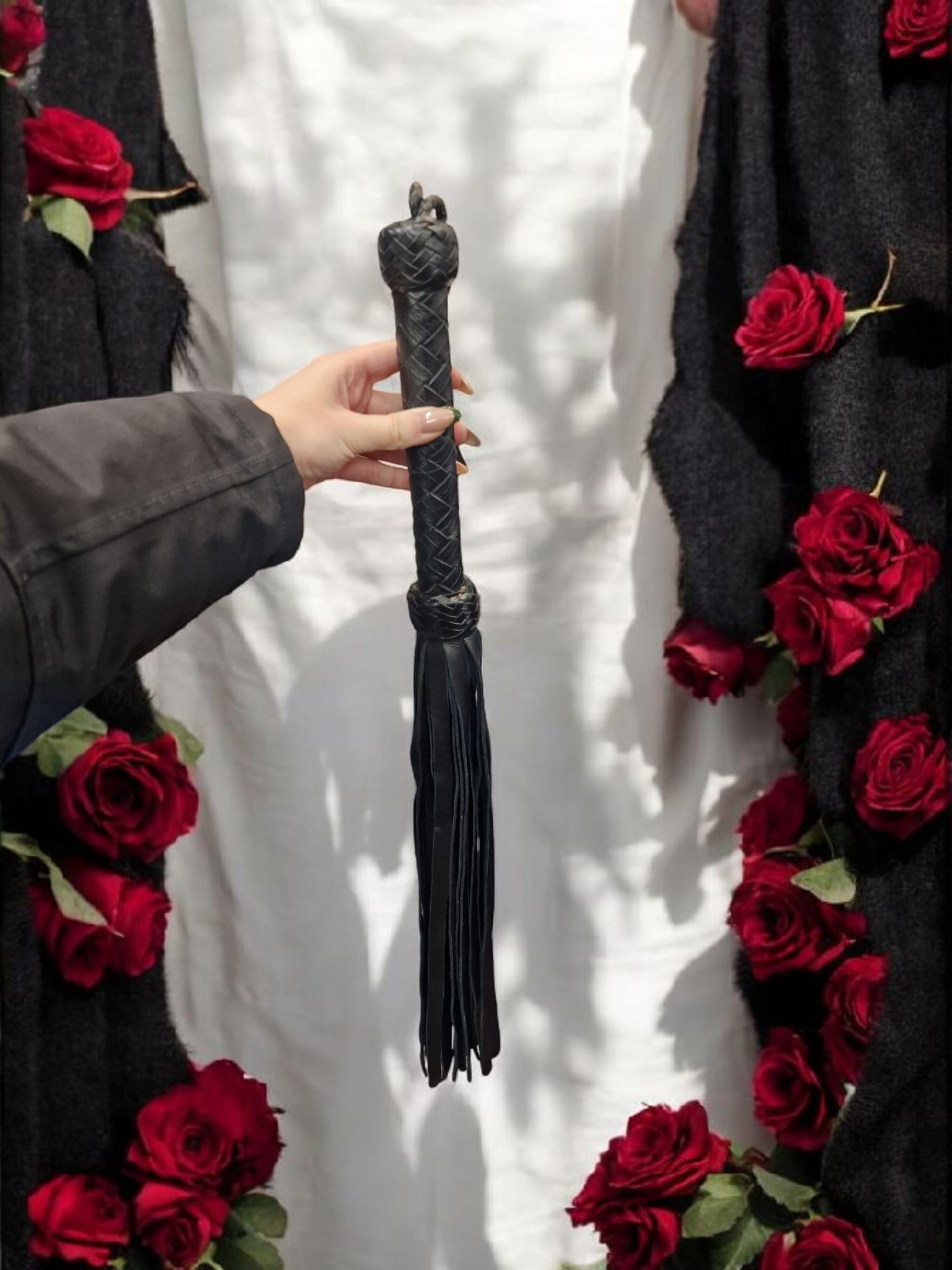 Hochwertiger Flogger aus weichem Büffelleder